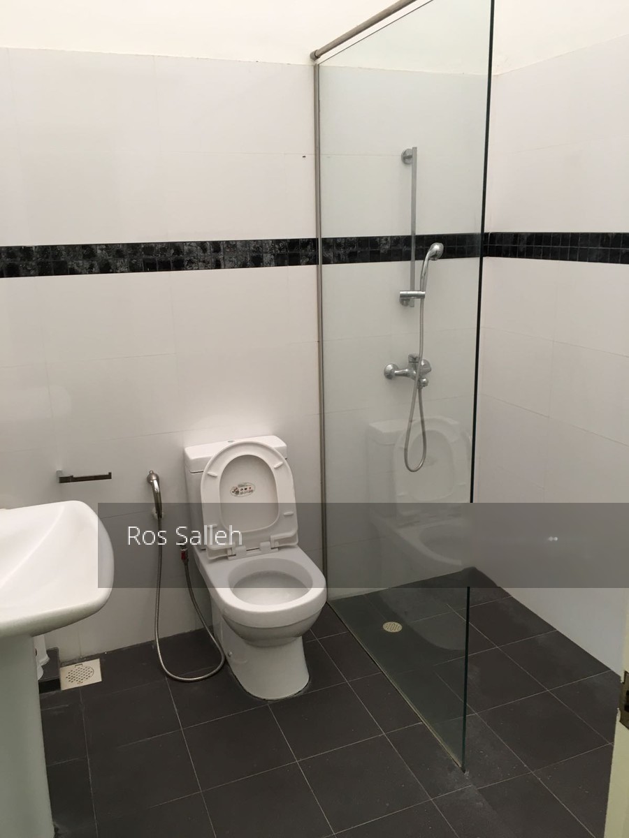 Pasir Ris Beach Park (D18), Terrace #132571402
